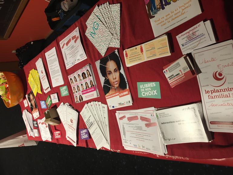 Stand de prévention à l'occasion d'un ciné-débat