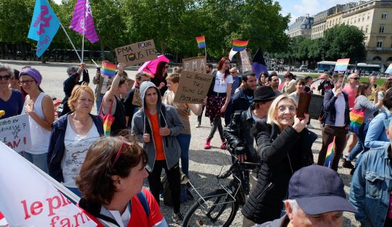 Manifestation anti Manif pour tous