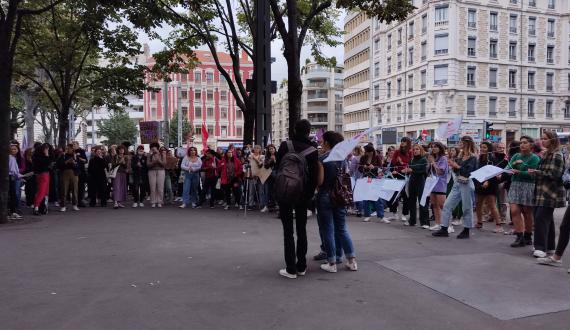 Rassemblement IVG Lyon 28-09-2021 (place)