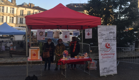 Image du stand au marché de Bazas