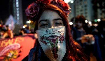 Le Chili dépénalise partiellement l'avortement