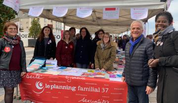 Stand de prévention dans l'espace public à l'occasion du 8 mars